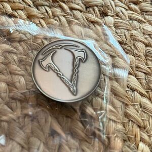 Assign’s Creed Valhalla 6 Collector’s Pin New in Package